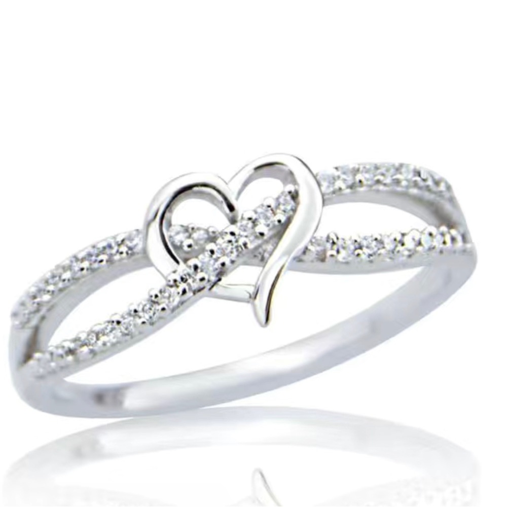 5/$35 Infinity Heart Inlaid Rhinestone Ring - Picture 1 of 3